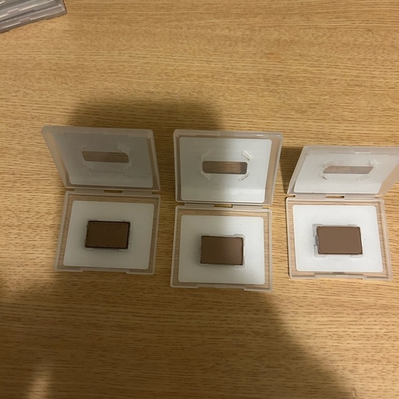 Mary Kay Mineral Eye Color - Driftwood - Picture 7 of 7